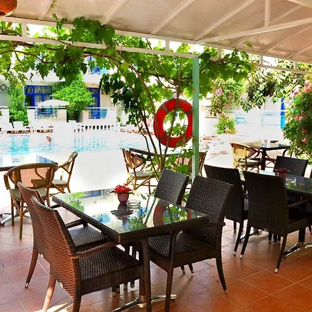 Merhaba Otel 3*